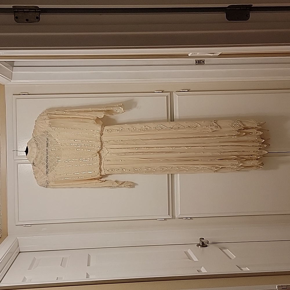 A silk beaded gown in cream, Lillie Rubin